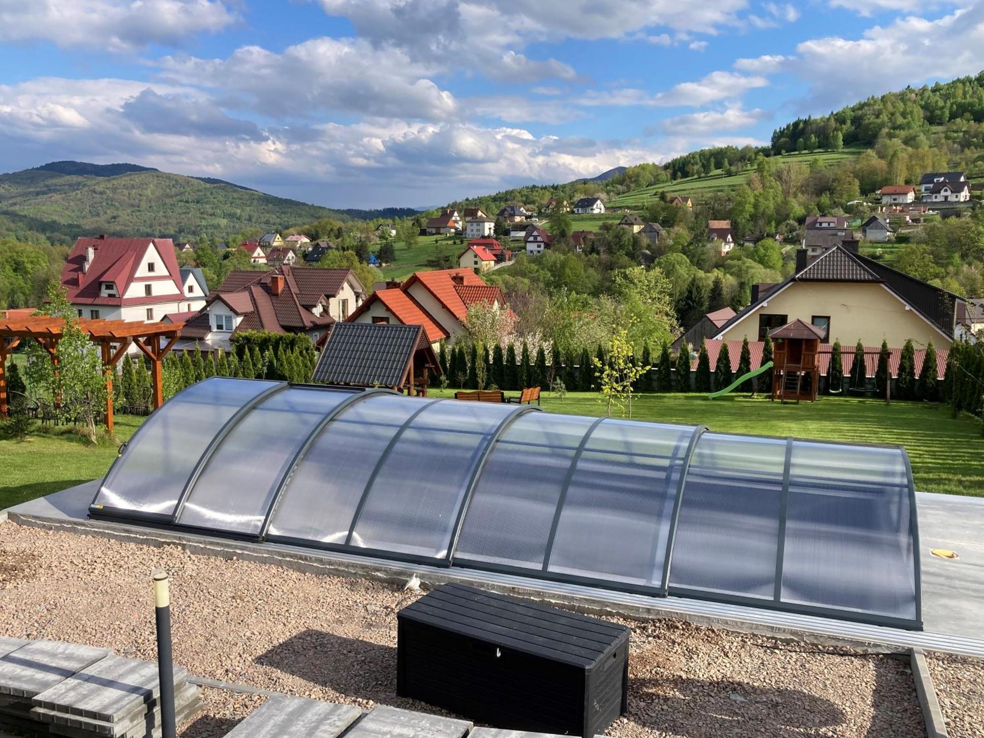 Apartamenty Black Lion Pcim Exteriör bild