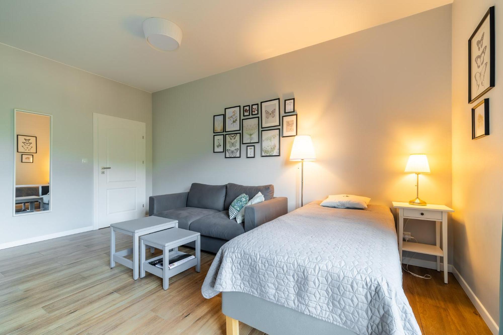 Apartamenty Black Lion Pcim Exteriör bild