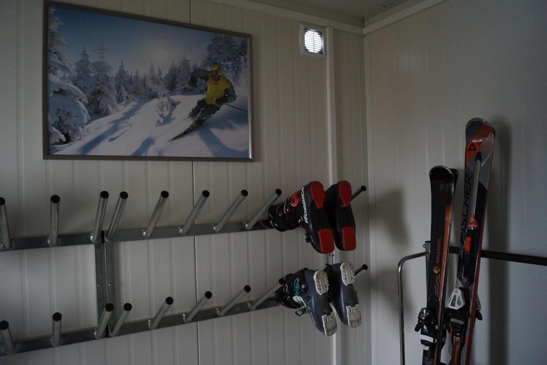 Apartamenty Black Lion Pcim Exteriör bild